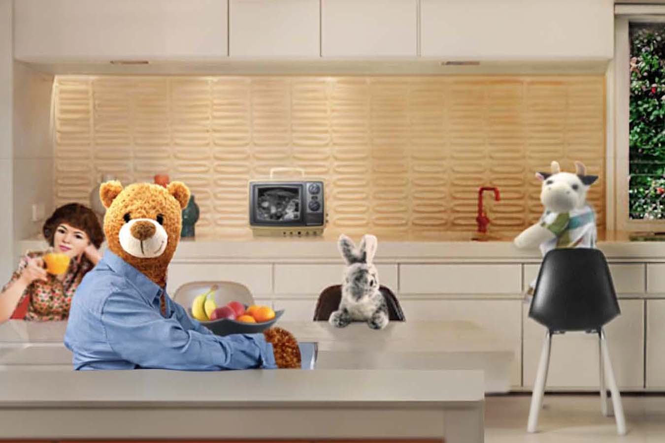 twimii, Ted, Rabbit and Cow in Maura's kitchen