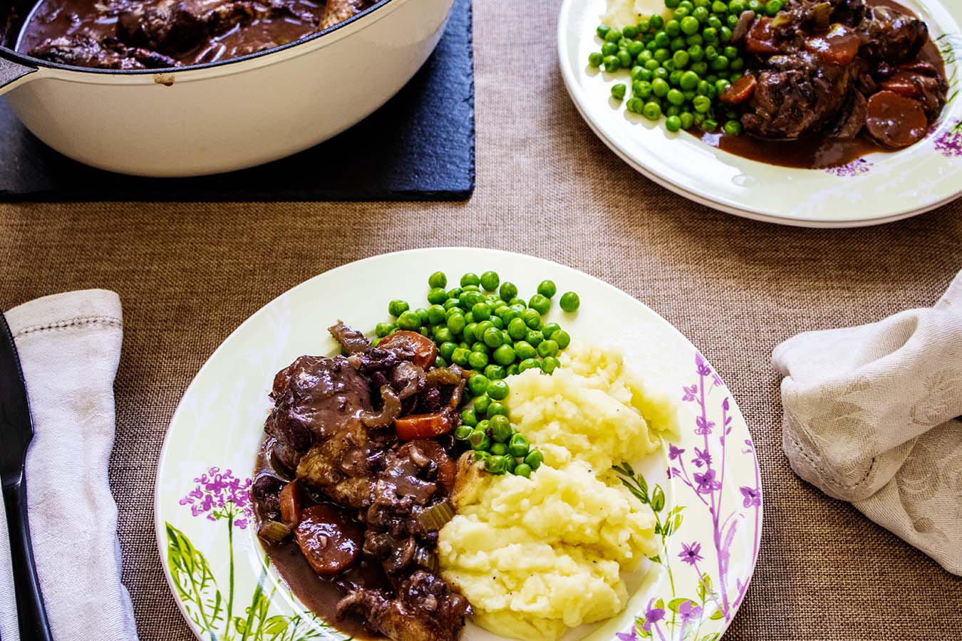 Chicken Drumsticks stewed in Red Wine and Stock
