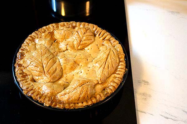 Gluten-free apple tart, baked