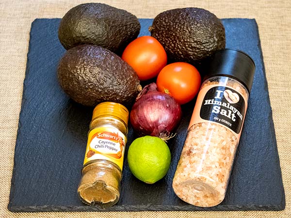 Ingredients-for-guacamole