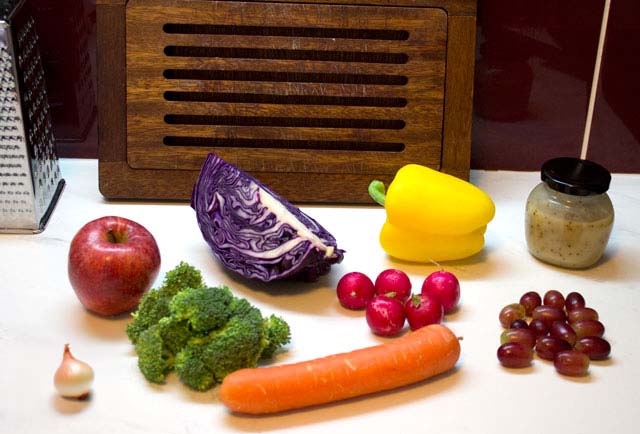 Ingredients-for-rainbow-slaw