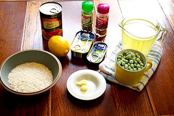 Ingredients-for-Tinned Mackerel and Tomato Rice
