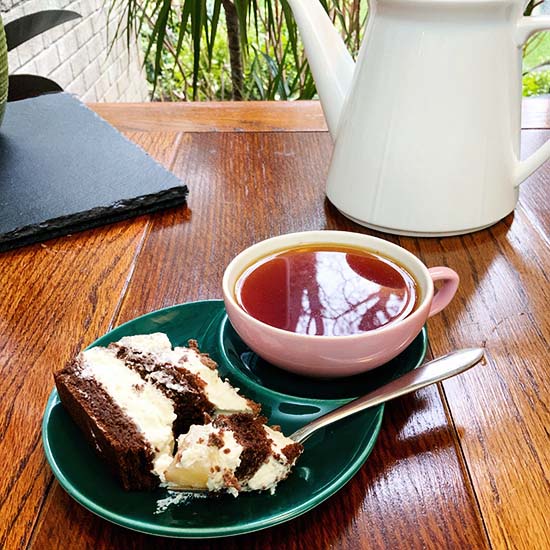 Tinned Pears and Chocolate Cake with some black tea
